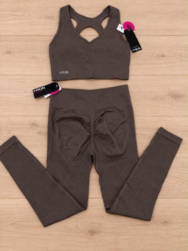 Conjunto Deportivo Seamless I-Run – Top + Calza Larga